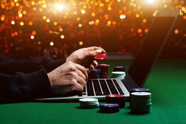aladin88 live casino app on Android phone showing table lobby
